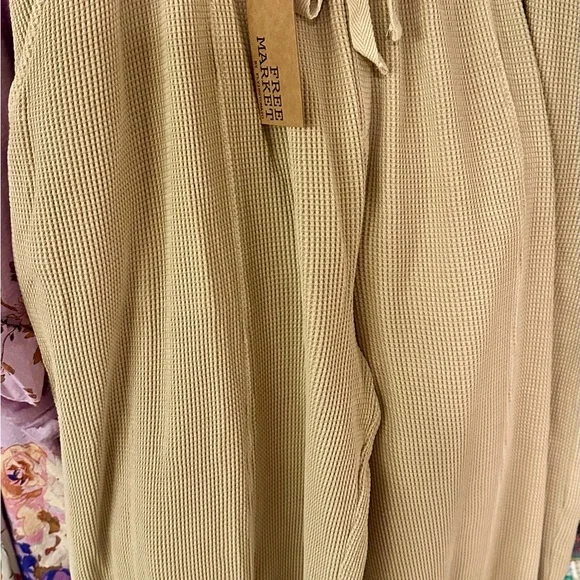 Washed Waffle Knit Jogger Pant - Picture 7 of 8